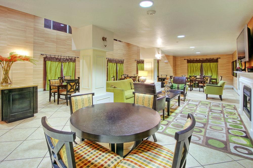 Holiday Inn Express And Suites - Tucumcari, An Ihg Hotel Exterior photo